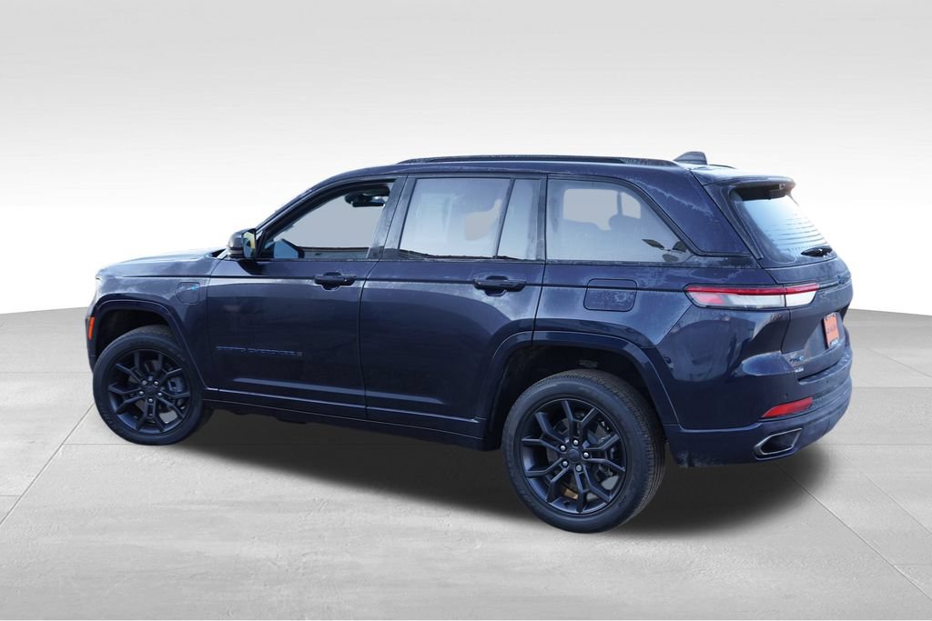 Used 2023 Jeep Grand Cherokee 30th Anniversary AWD/4WD image 8