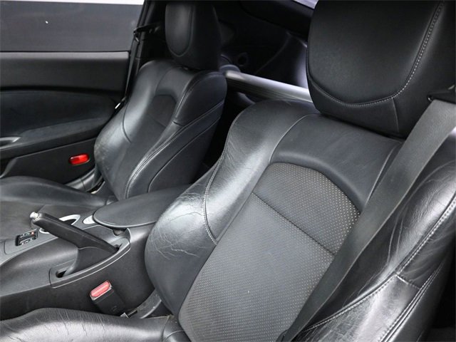 Used 2009 Nissan 370Z Touring image 19