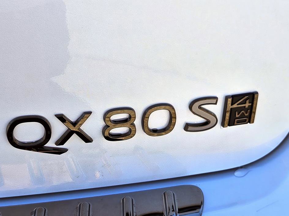New 2026 INFINITI QX80 4WD image 13