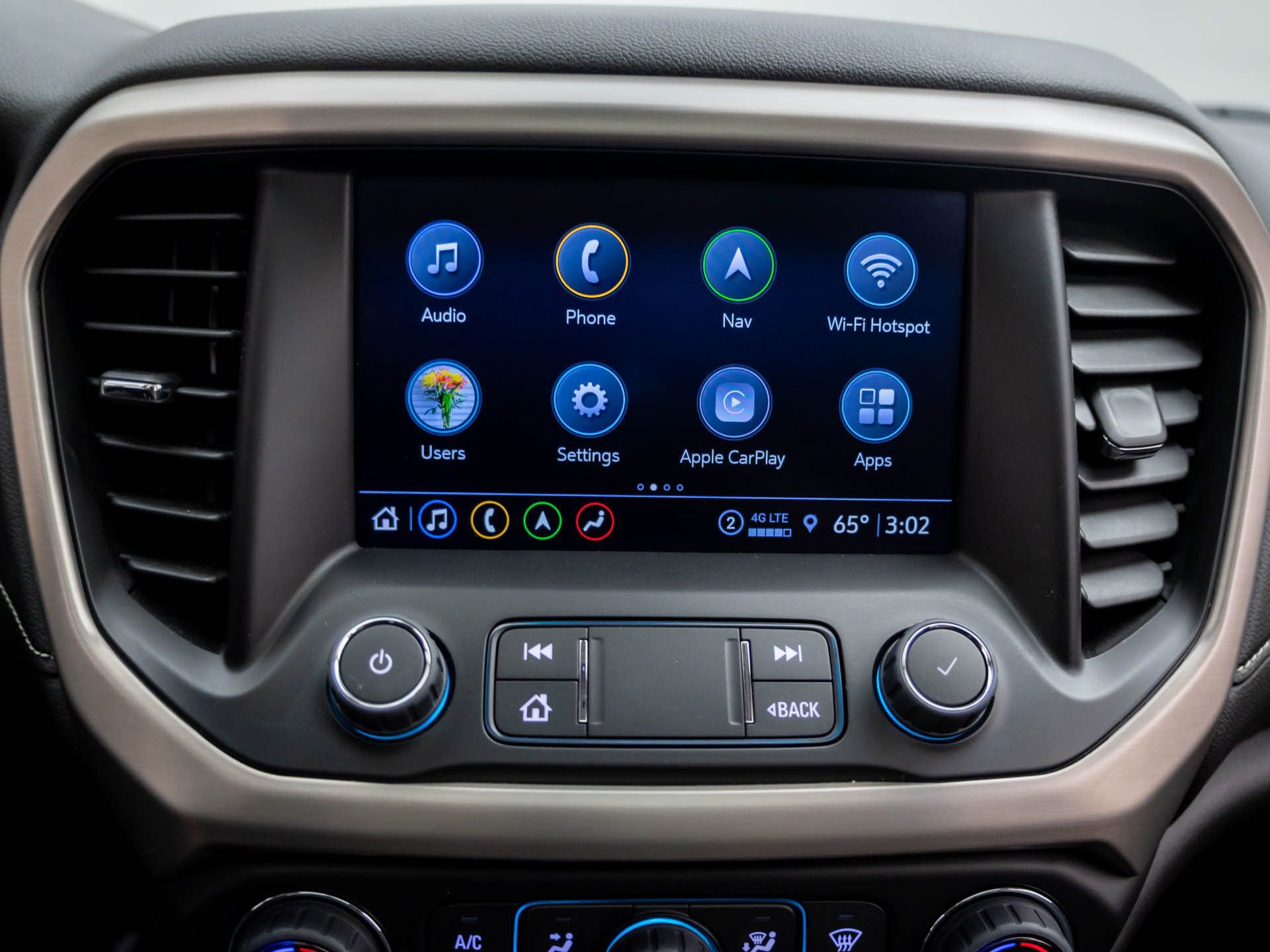 Used 2023 GMC Acadia Denali w/ Denali Ultimate Package image 29