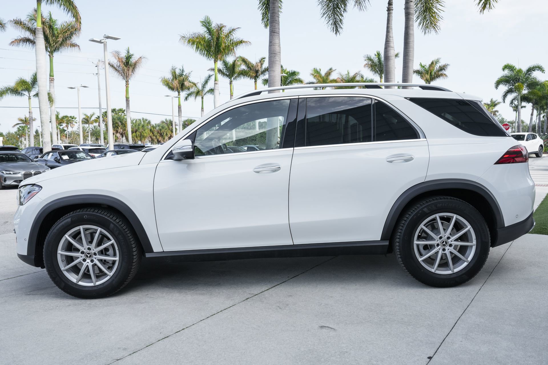 Used 2025 Mercedes-Benz GLE 350 4MATIC image 23