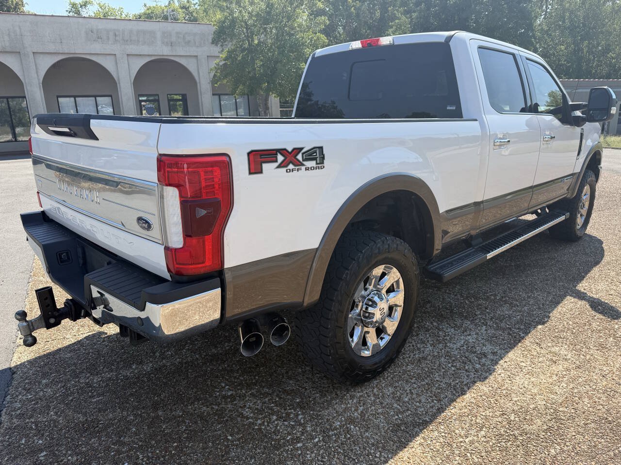 Used 2017 Ford F350 King Ranch w/ Chrome Package AWD/4WD image 3