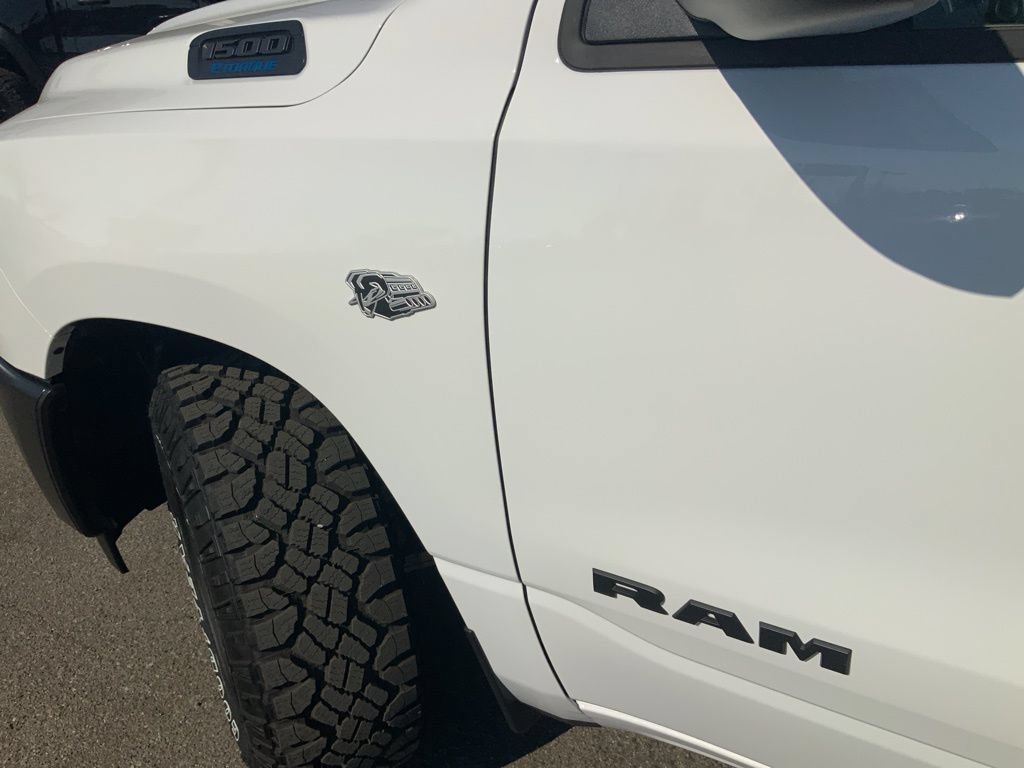 New 2026 RAM 1500 Classic Warlock AWD/4WD image 10