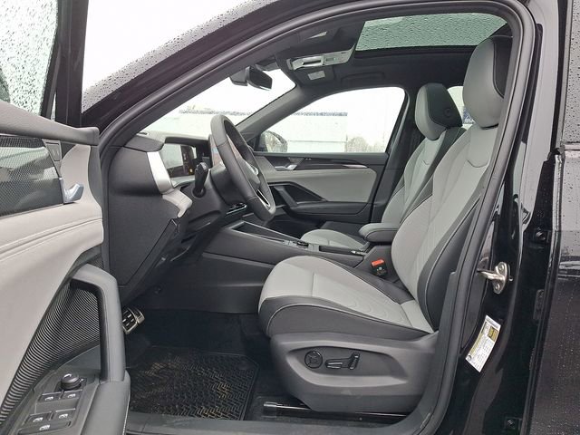 New 2026 Volkswagen Tiguan SE R-Line image 6