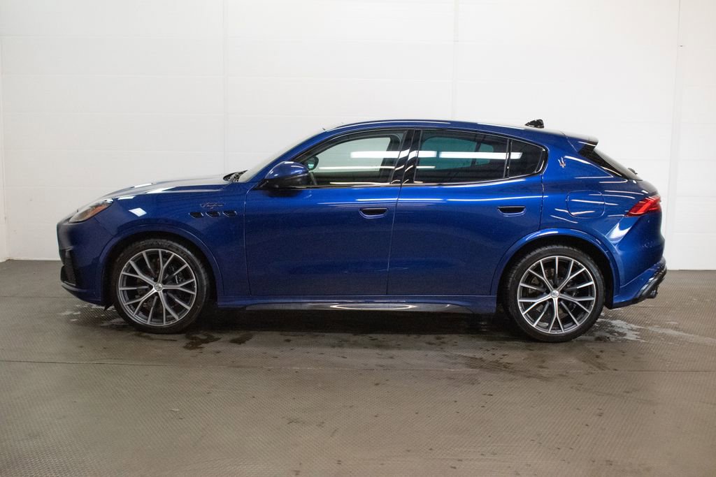 Used 2024 Maserati Grecale Trofeo AWD/4WD image 7
