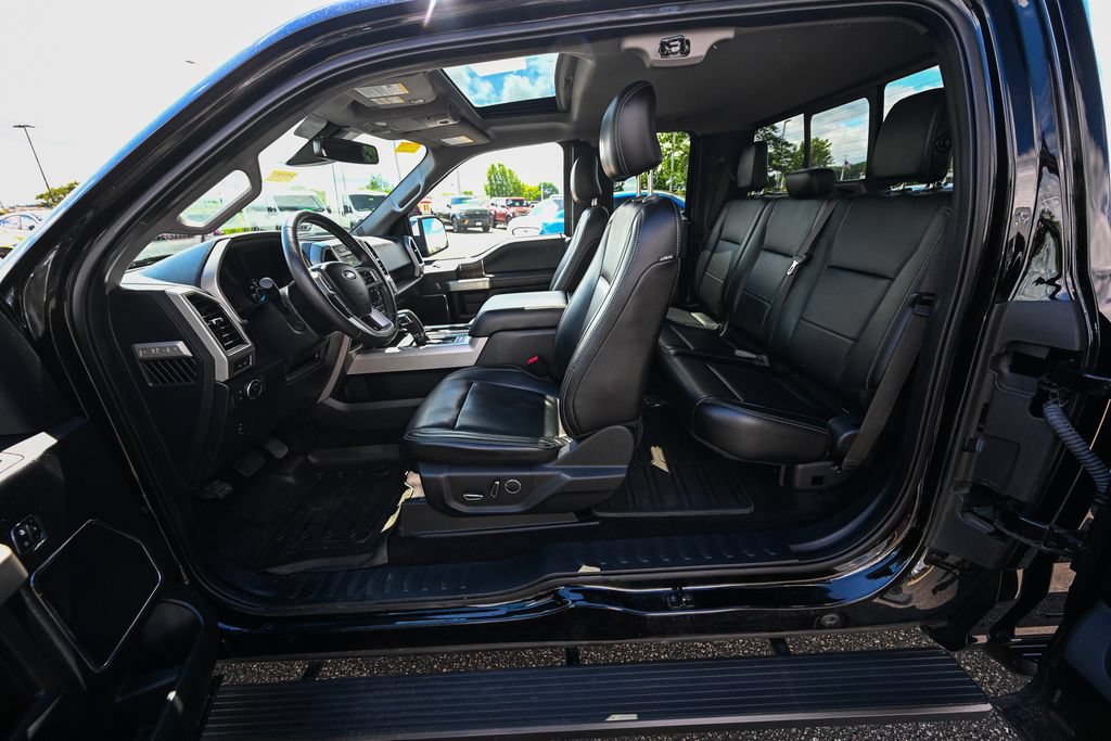 Used 2017 Ford F150 Lariat w/ Equipment Group 502A Luxury AWD/4WD image 23