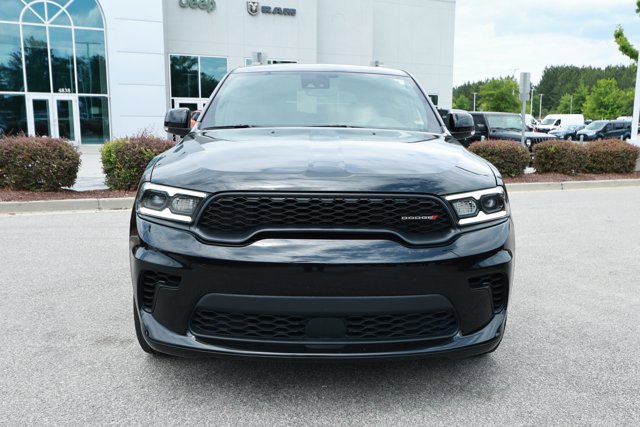 Used 2024 Dodge Durango GT RWD image 2