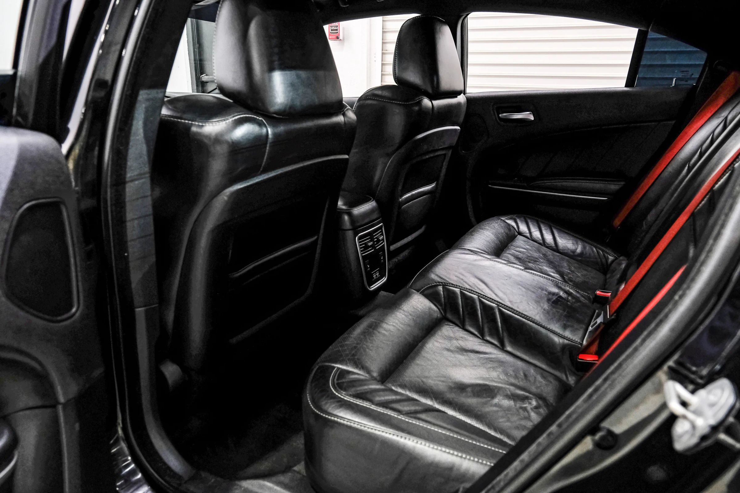 Used 2016 Dodge Charger SRT w/ Harman/Kardon Audio Group RWD image 46