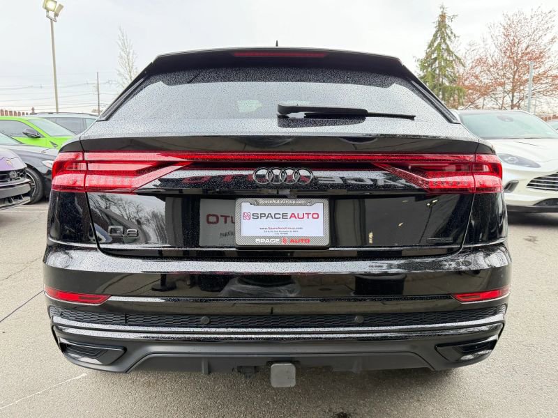 Used 2020 Audi Q8 Premium Plus w/ Premium Plus Package image 6