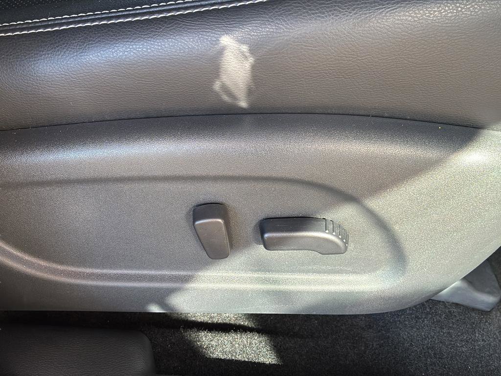 Used 2024 Nissan Murano SL image 12