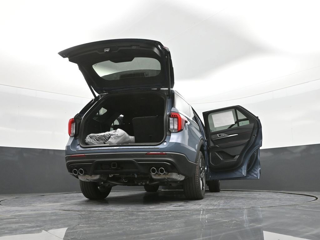 New 2026 Ford Explorer ST image 62