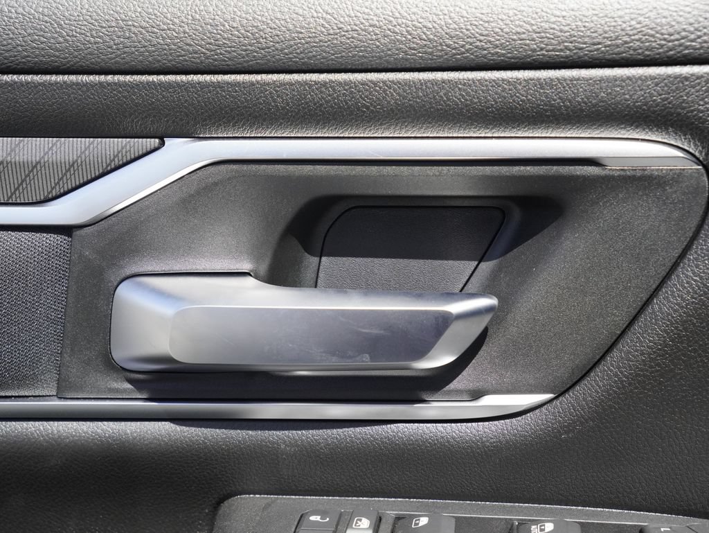 New 2026 RAM 1500 Big Horn AWD/4WD image 12