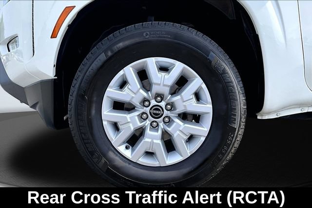 Used 2023 Nissan Frontier SV w/ SV Convenience Package AWD/4WD image 32
