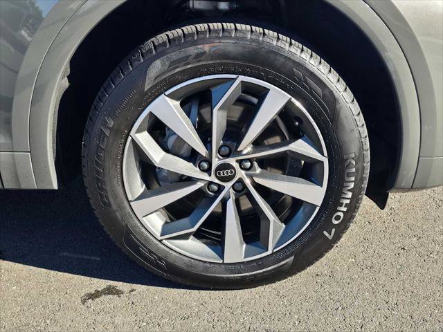 Certified 2025 Audi Q5 2.0T Premium image 9