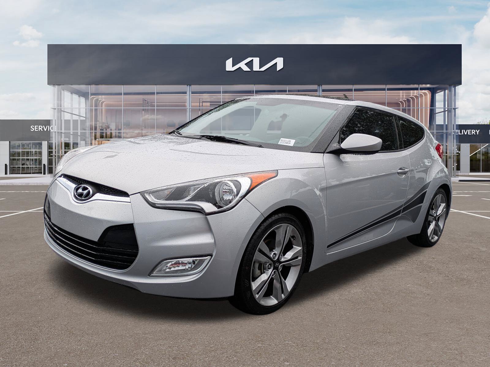 Used 2017 Hyundai Veloster Value Edition w/ Graphic Package (Lower Body) FWD image 6