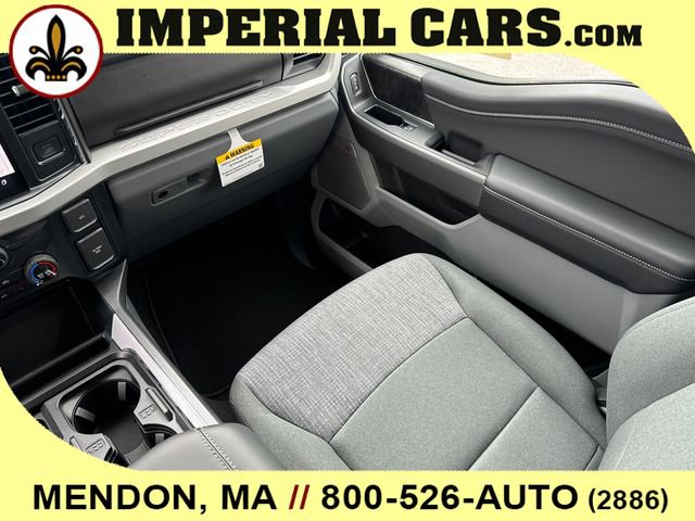 New 2025 Ford F250 XLT w/ Black Appearance Package image 19