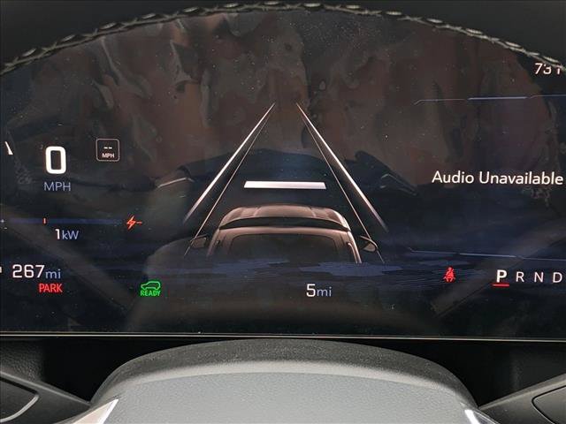 New 2025 Chevrolet Equinox EV LT FWD image 10