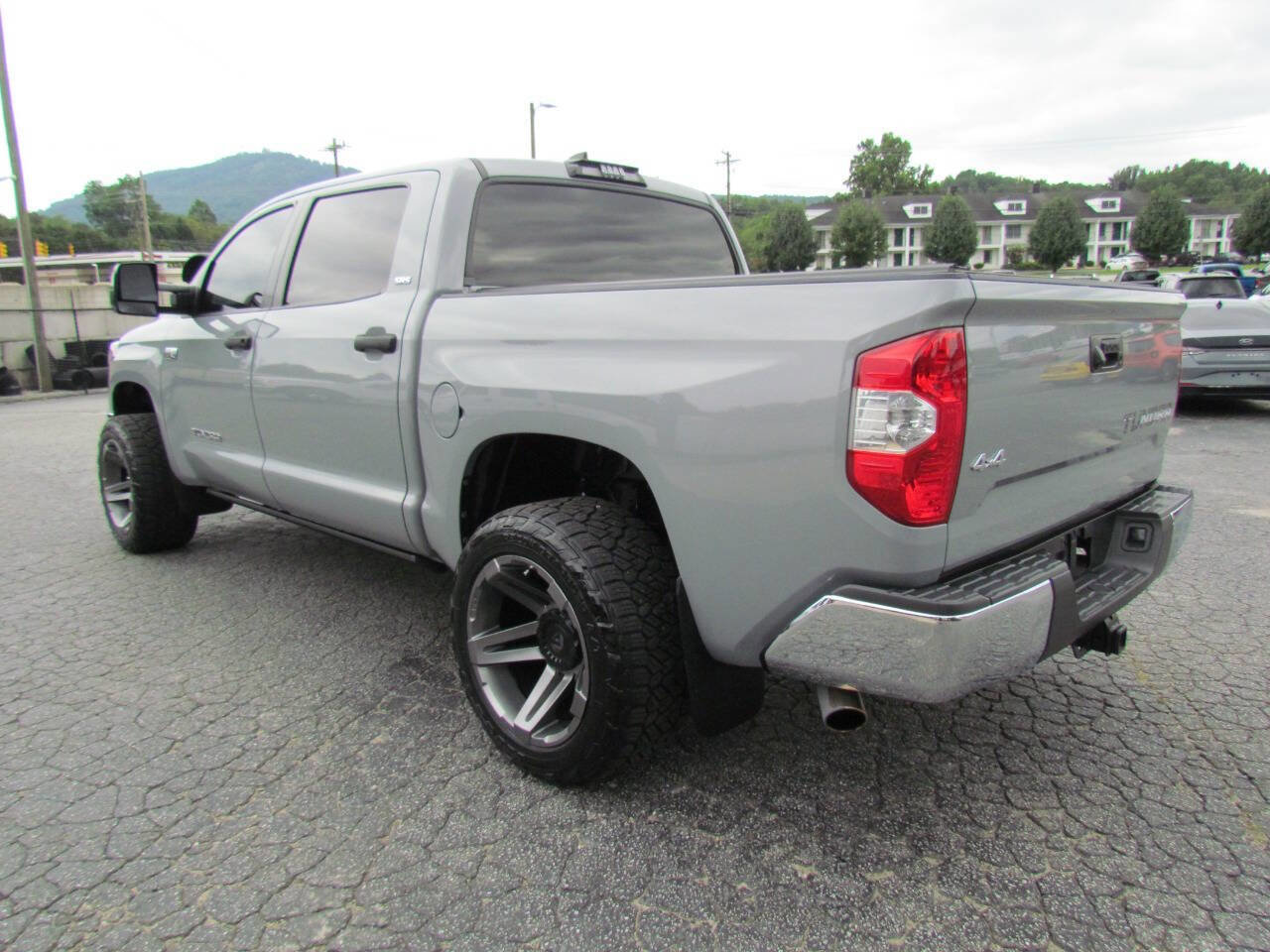 Used 2021 Toyota Tundra SR5 image 5