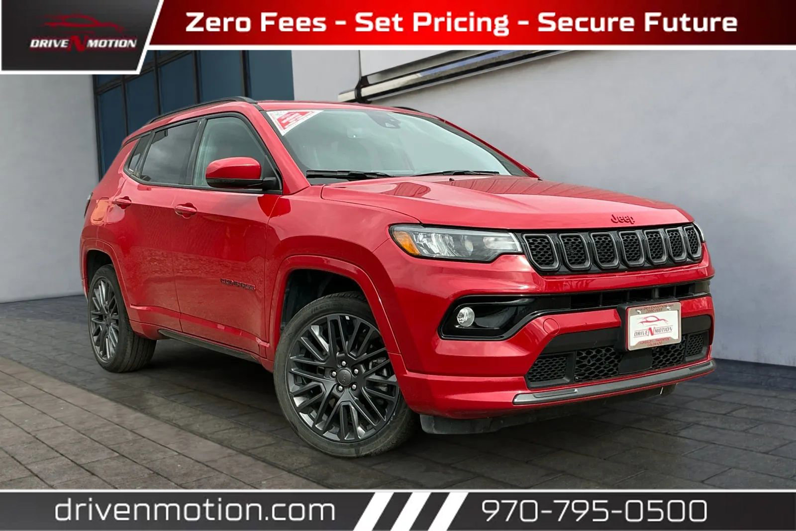 Used 2023 Jeep Compass Limited image 1