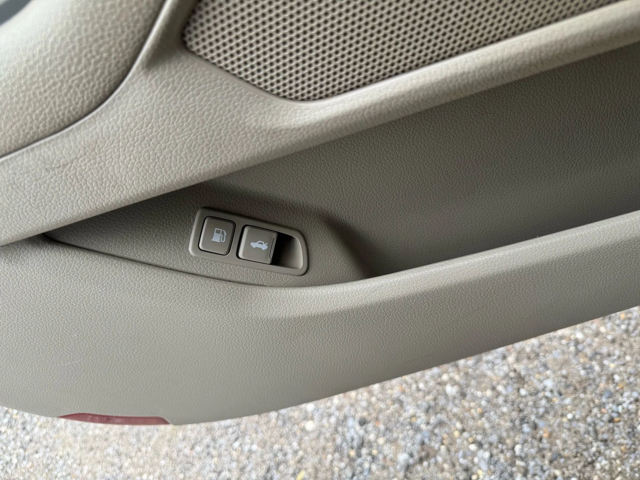 Used 2012 Kia Optima LX image 16