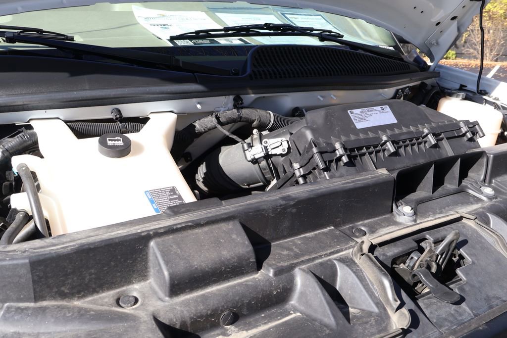 Used 2022 Chevrolet Express 3500 w/ Driver Convenience Package image 13