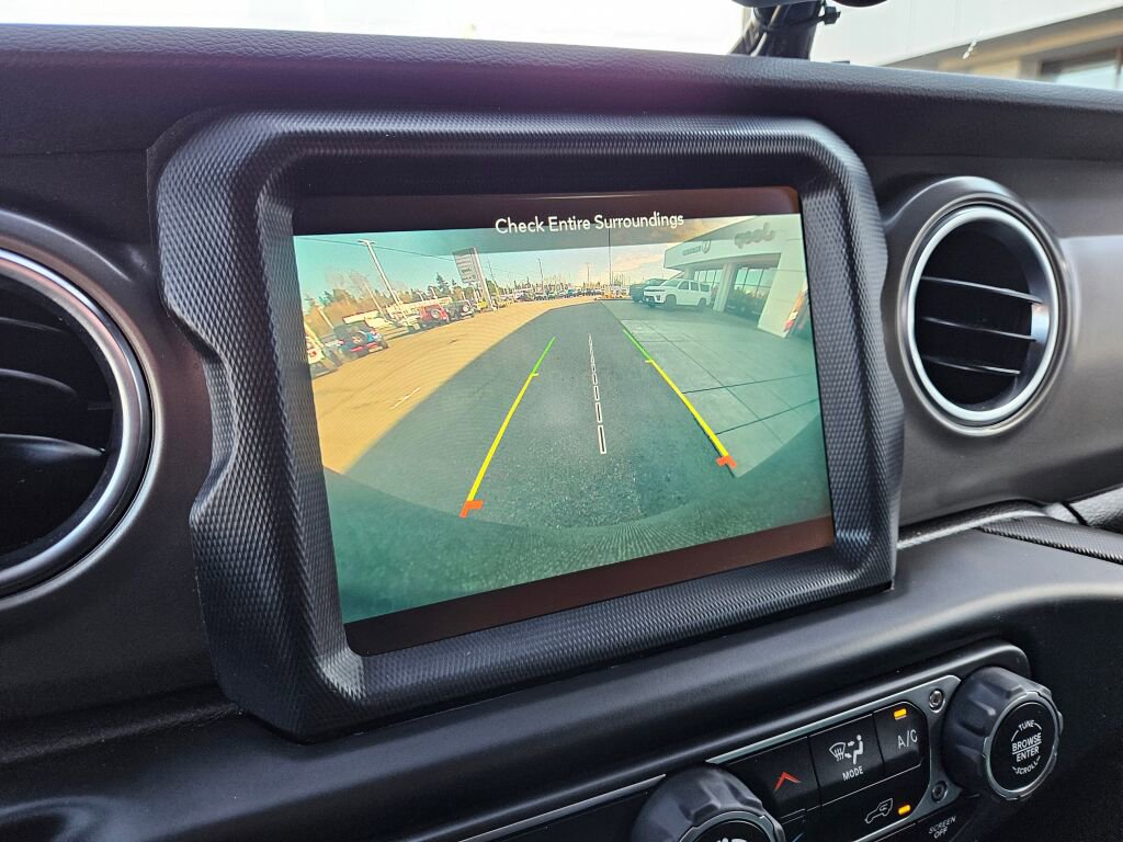 Used 2022 Jeep Wrangler Unlimited Rubicon 4xe image 25