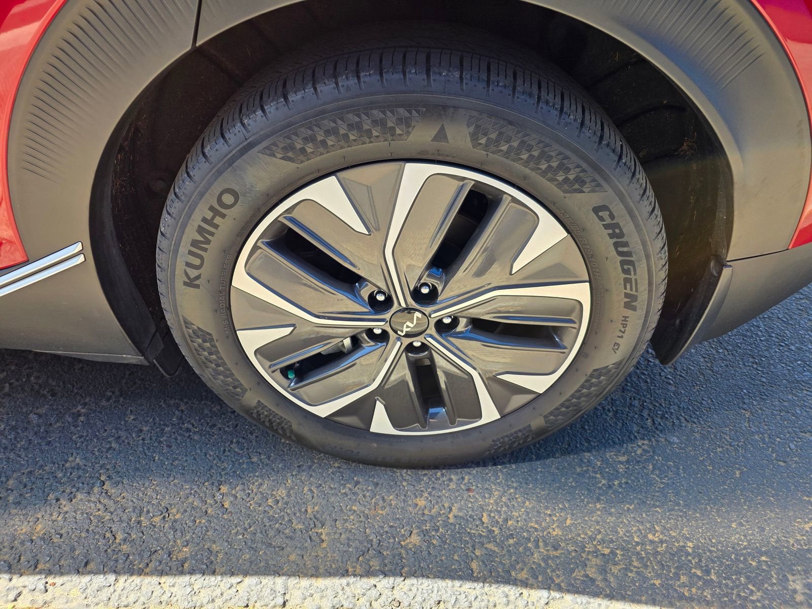 Used 2024 Kia EV6 Light image 9