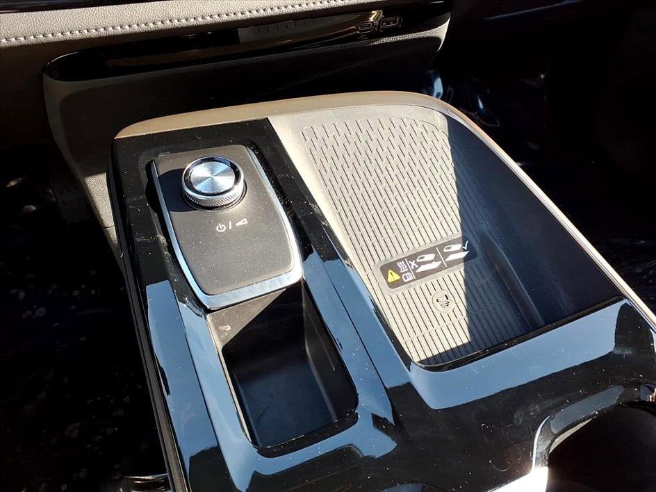 Used 2025 Buick Enclave Avenir w/ Super Cruise Package image 29