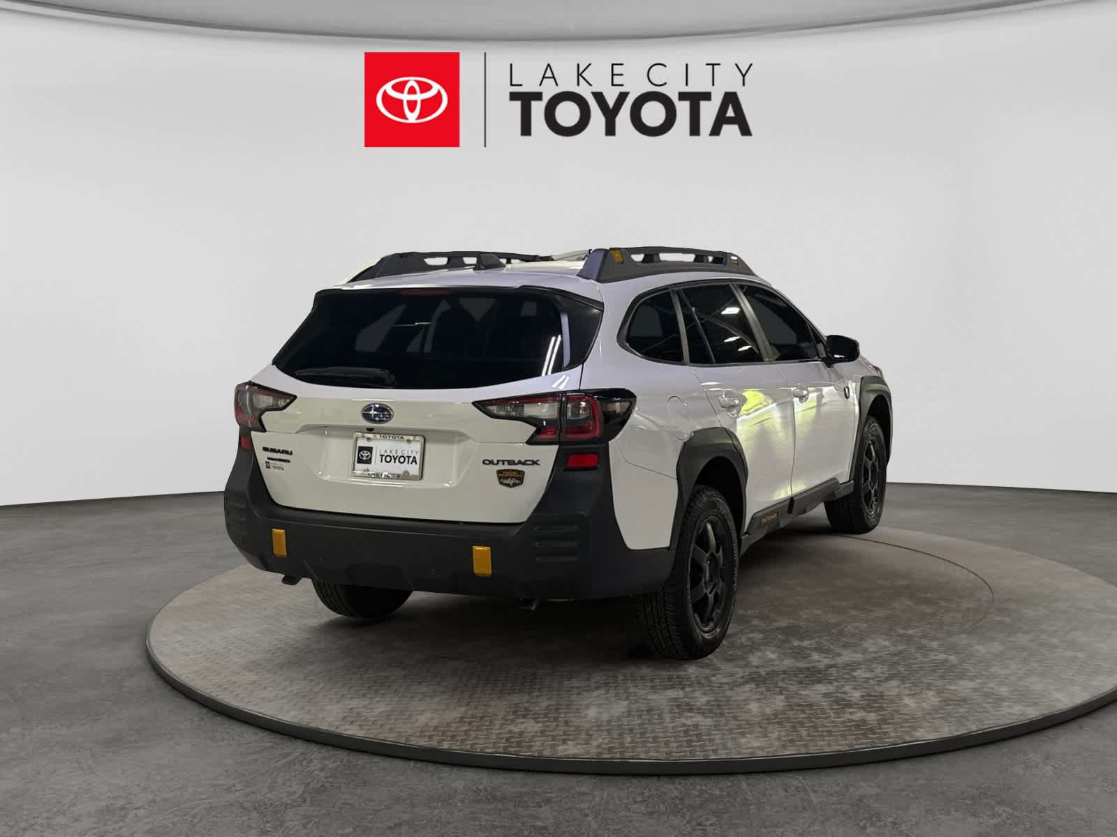 Used 2024 Subaru Outback Wilderness AWD/4WD image 9