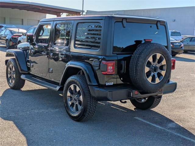 Used 2018 Jeep Wrangler Unlimited Sahara w/ Cold Weather Group image 5