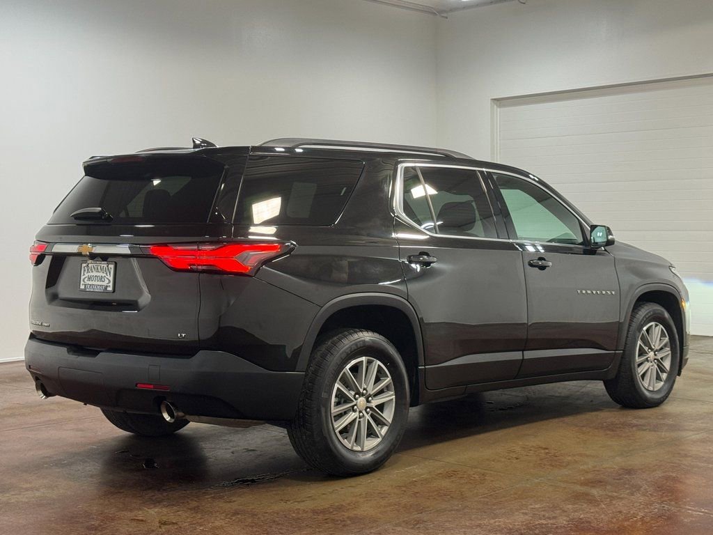 Used 2023 Chevrolet Traverse LT image 8