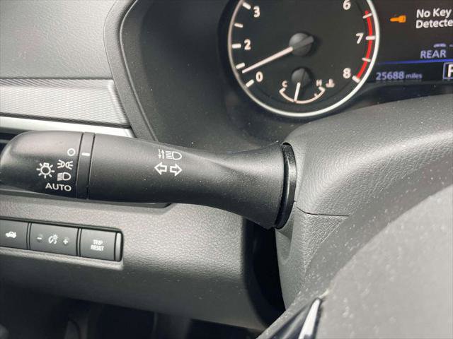 Used 2023 Nissan Altima 2.5 SR image 22