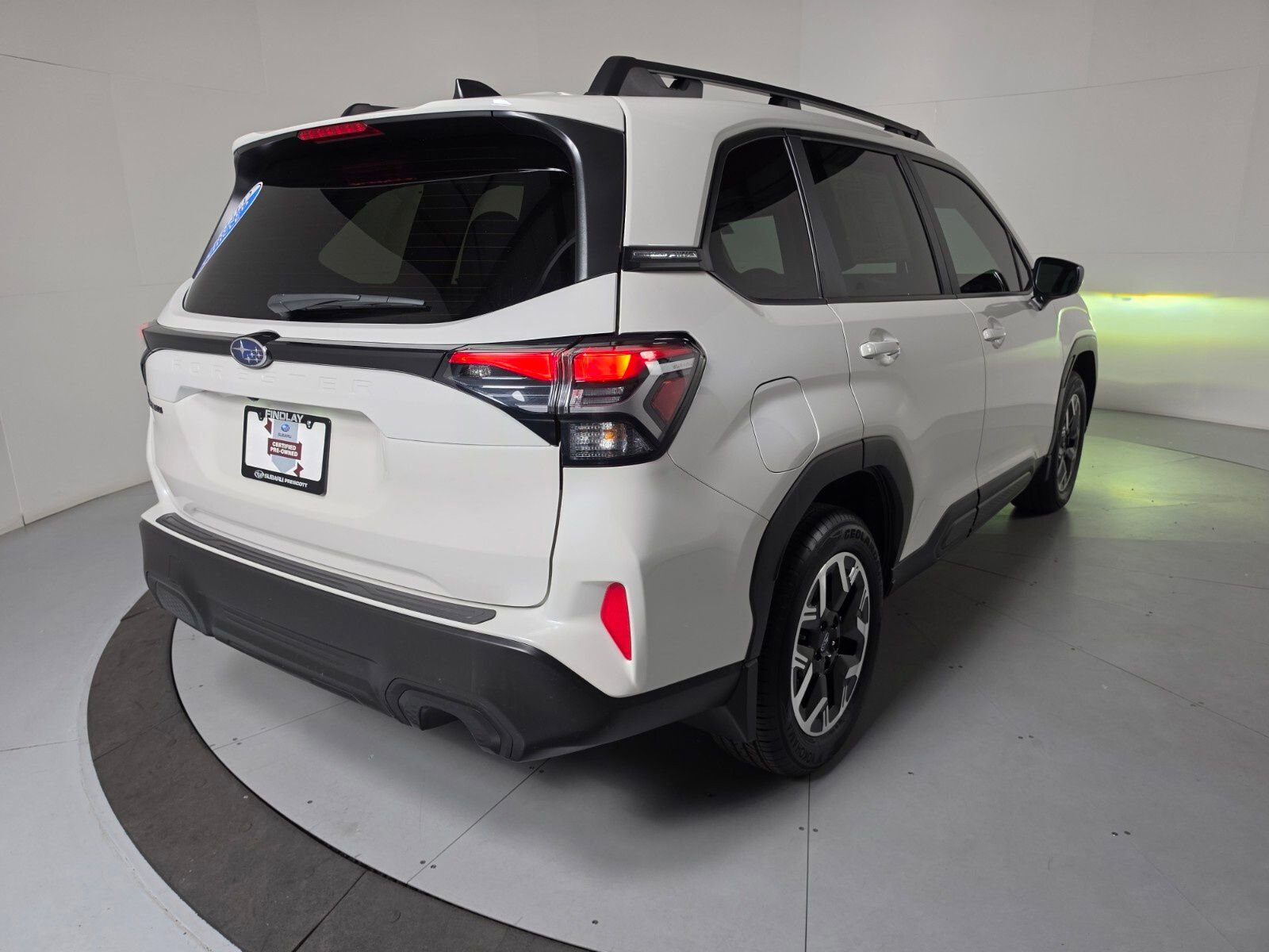 Certified 2025 Subaru Forester Premium AWD/4WD image 5
