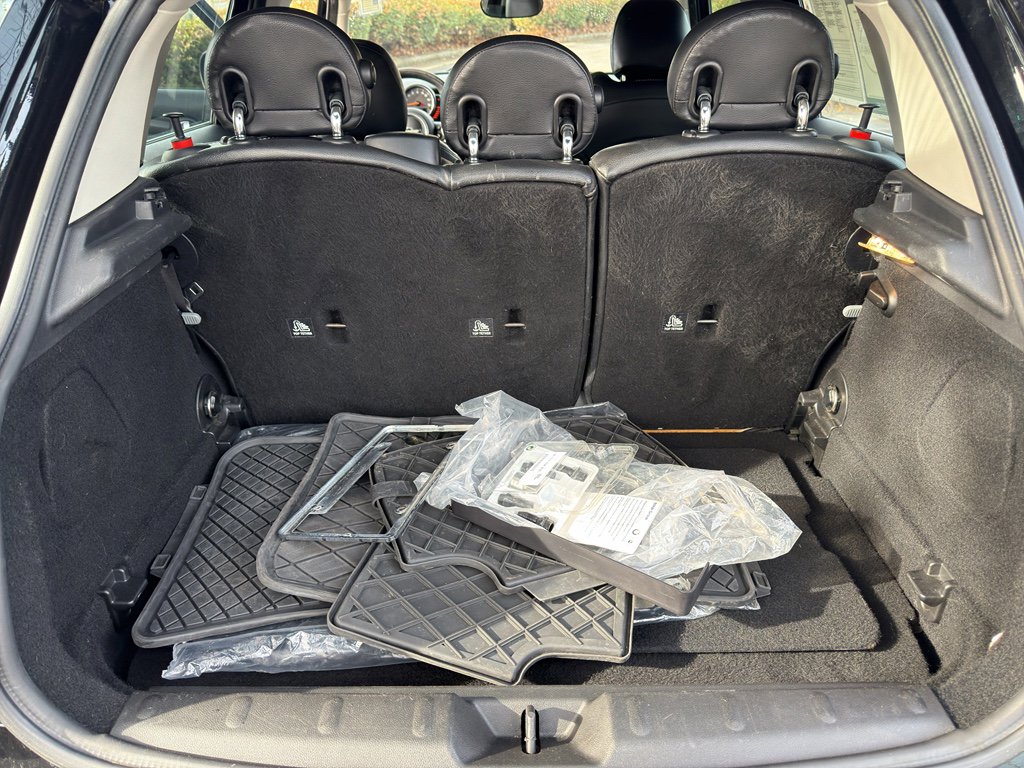 Used 2017 MINI Cooper 4-Door Hardtop image 30