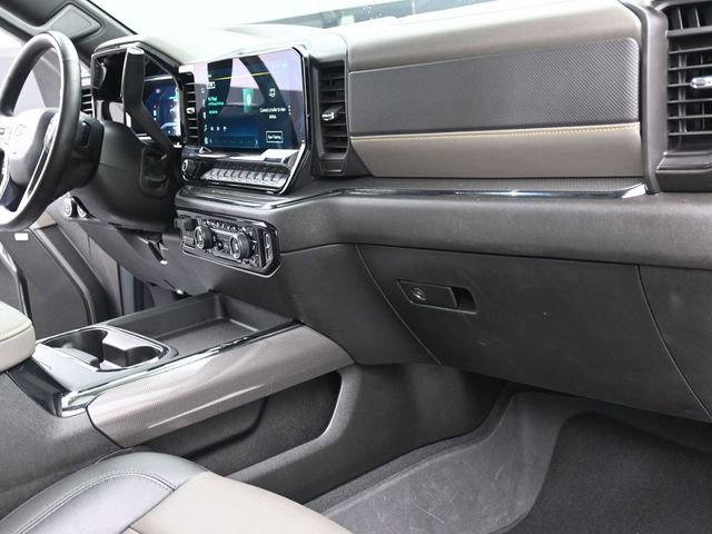 Used 2024 Chevrolet Silverado 2500 ZR2 w/ Technology Package image 28