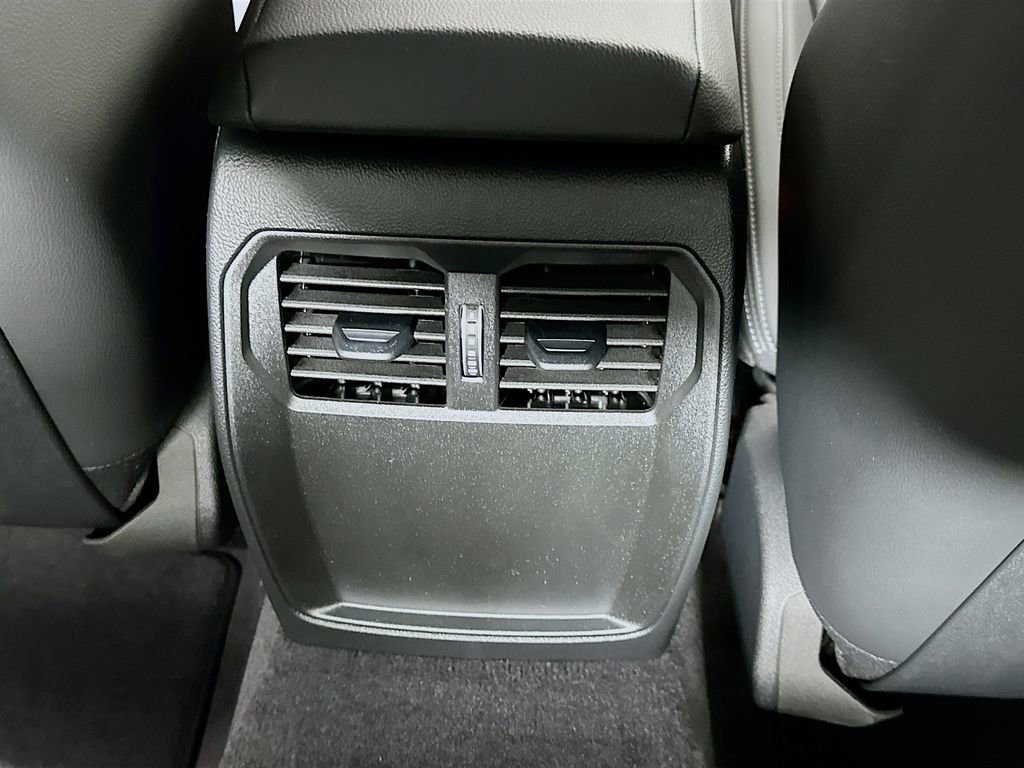 Used 2026 BMW 430i Coupe w/ Premium Package image 18