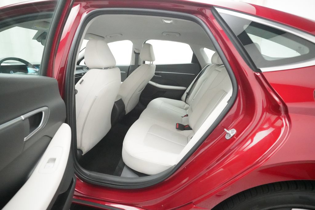Used 2024 Hyundai Sonata SEL FWD image 15