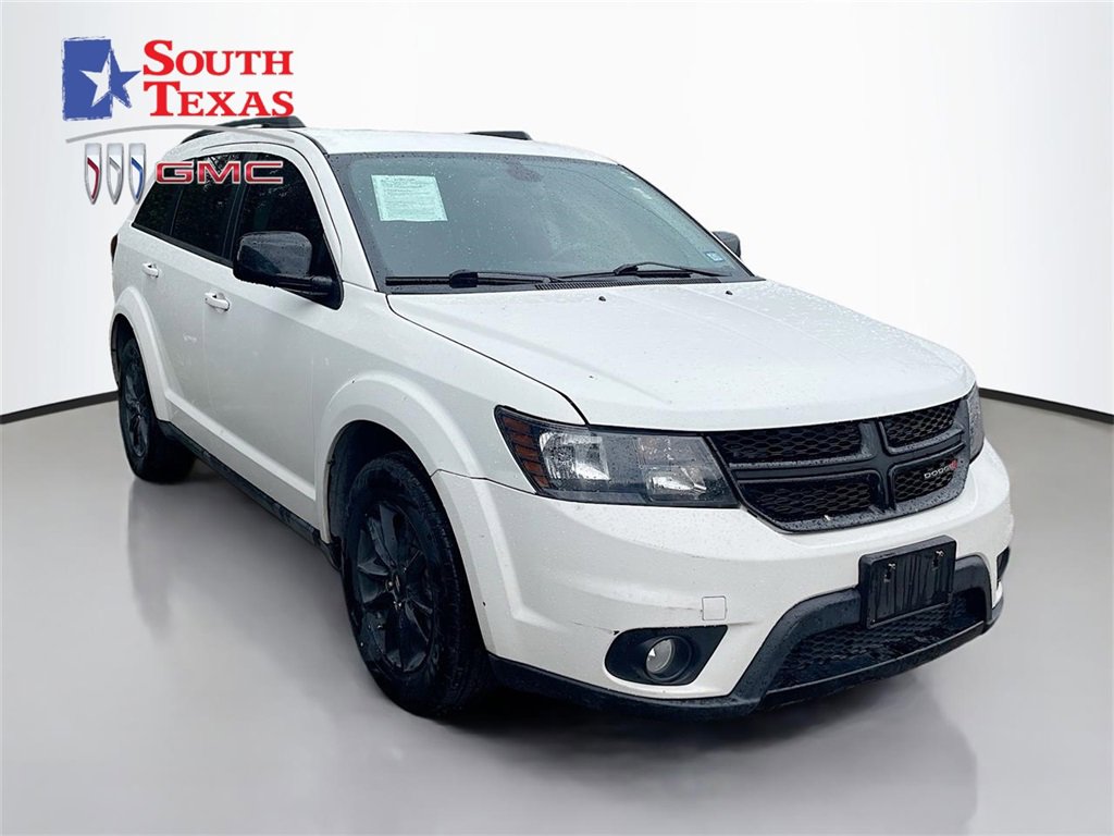 Used 2019 Dodge Journey SE w/ Blacktop Package