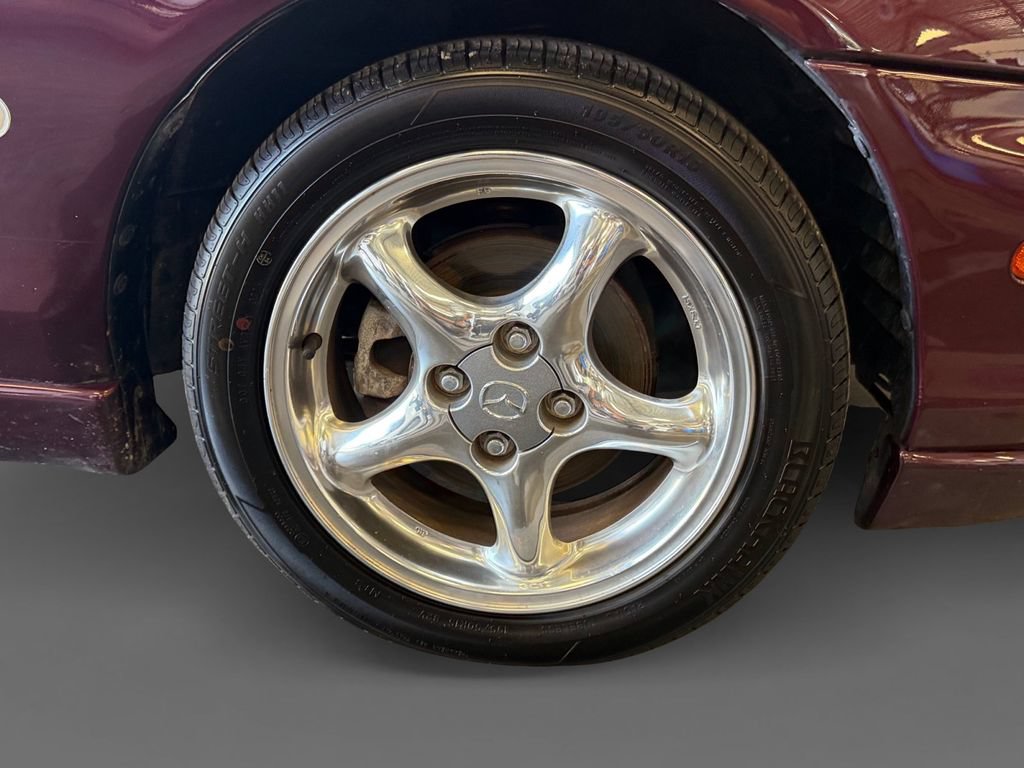 Used 2000 MAZDA MX-5 Miata RWD image 6