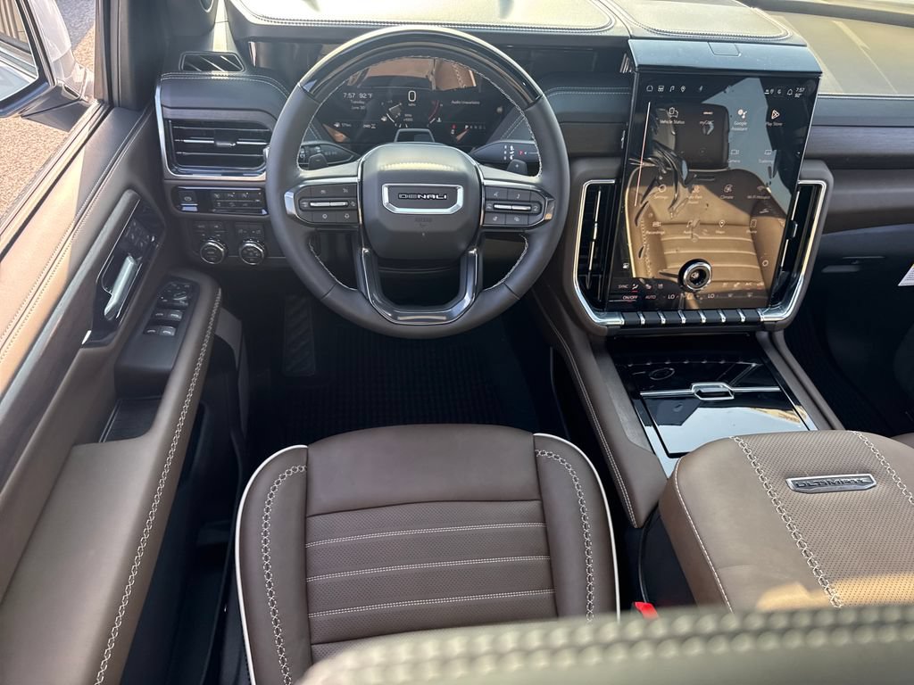 New 2026 GMC Yukon Denali Ultimate AWD/4WD image 17