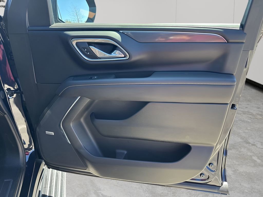 Certified 2023 GMC Yukon AT4 w/ AT4 Premium Package image 14