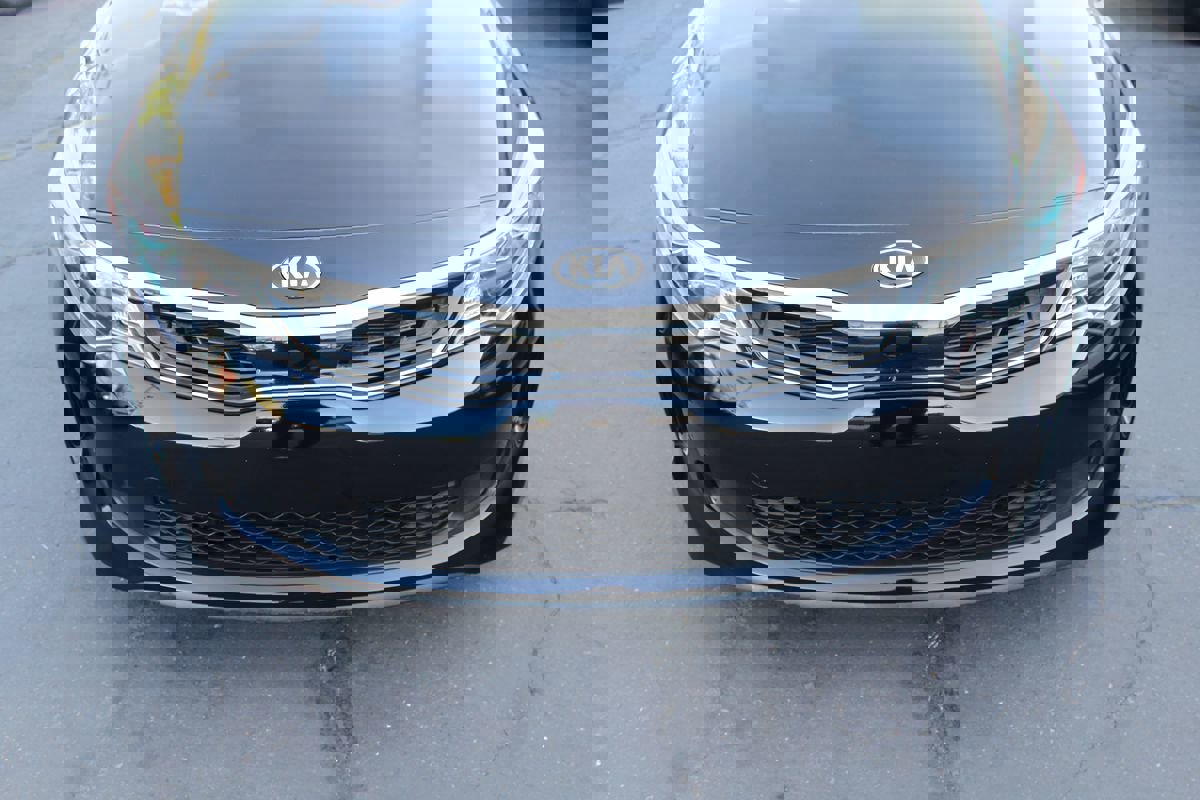 Used 2019 Kia Optima EX image 9