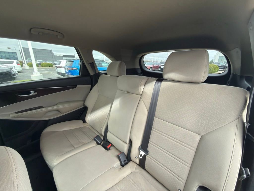 Used 2017 Kia Sorento LX image 23