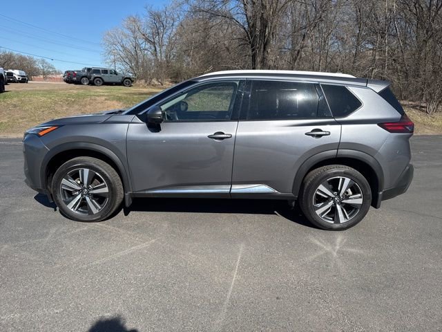 Used 2023 Nissan Rogue SL AWD/4WD image 5