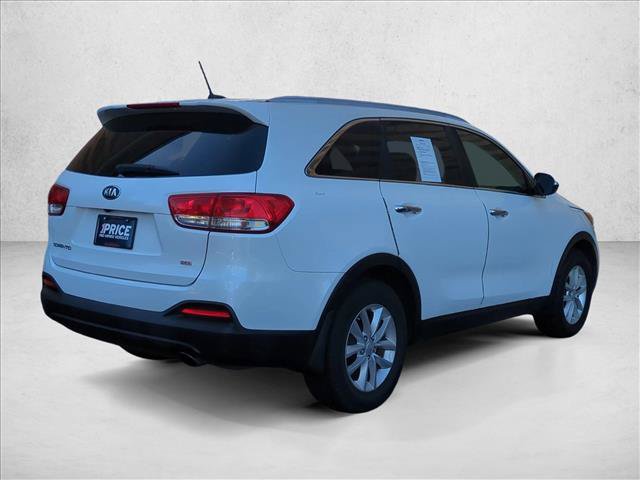 Used 2016 Kia Sorento FWD image 5