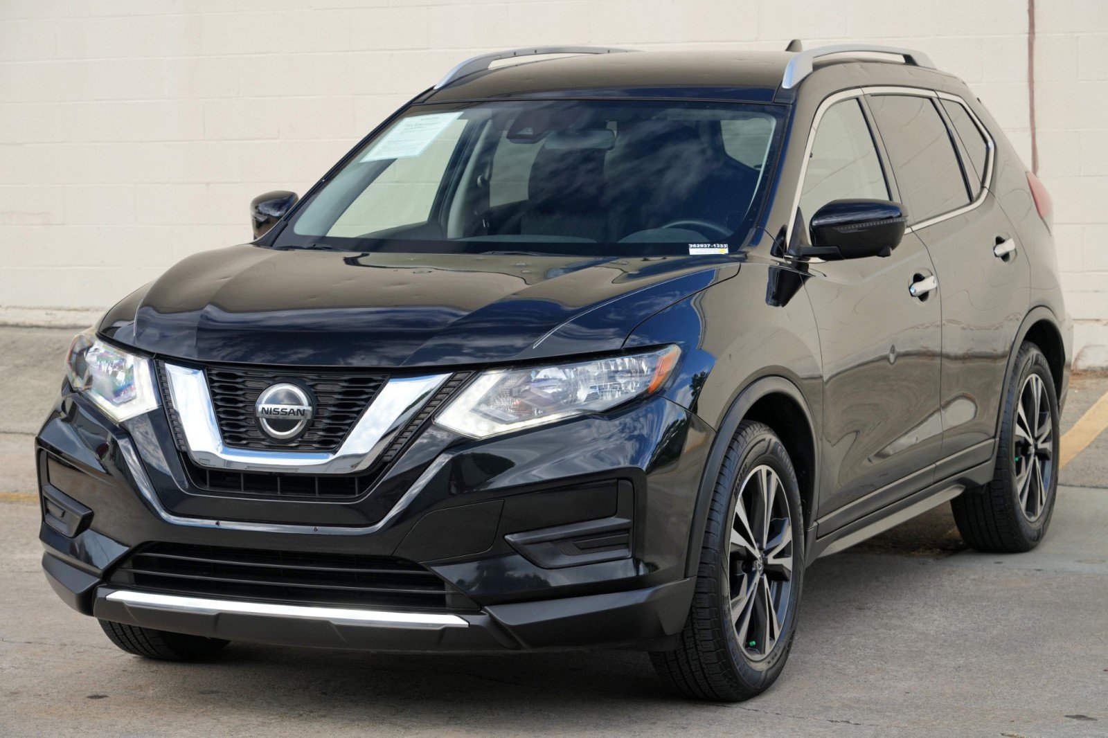 Used 2019 Nissan Rogue SV w/ Premium Package FWD image 43