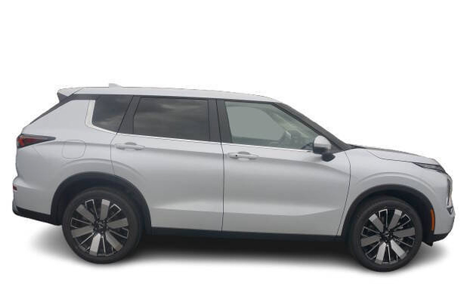 New 2025 Mitsubishi Outlander SE image 4