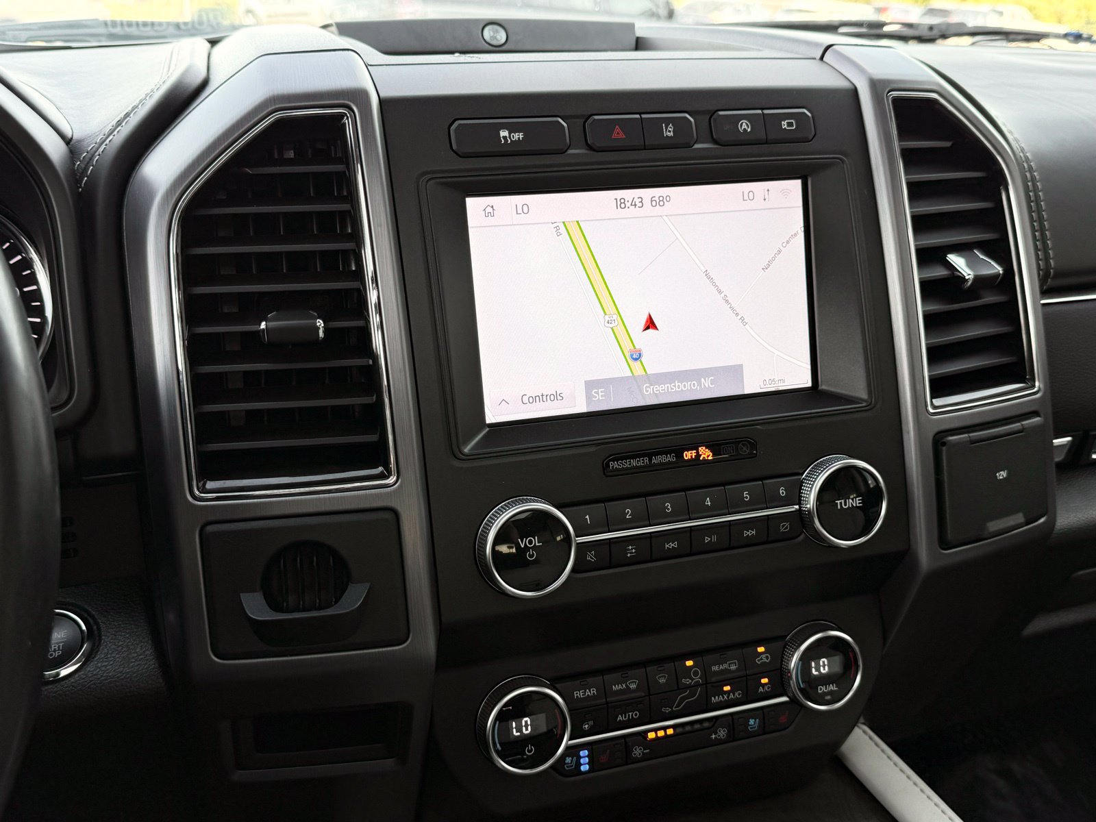 Used 2020 Ford Expedition Platinum RWD image 42