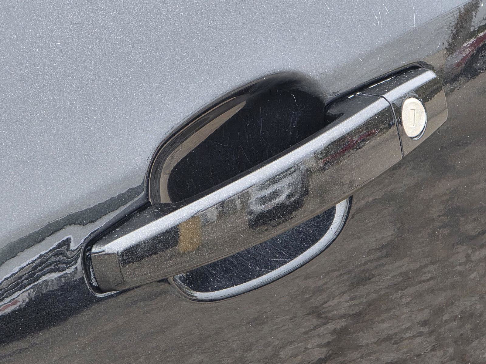 Used 2016 Buick Encore Sport Touring image 40