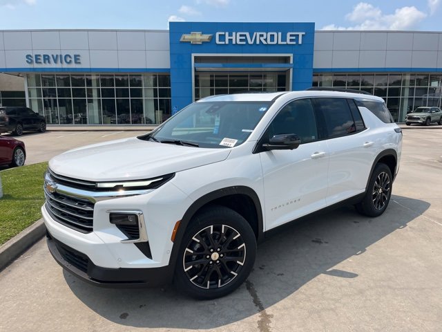 New 2026 Chevrolet Traverse LT w/ Enhanced Driving Package video 2